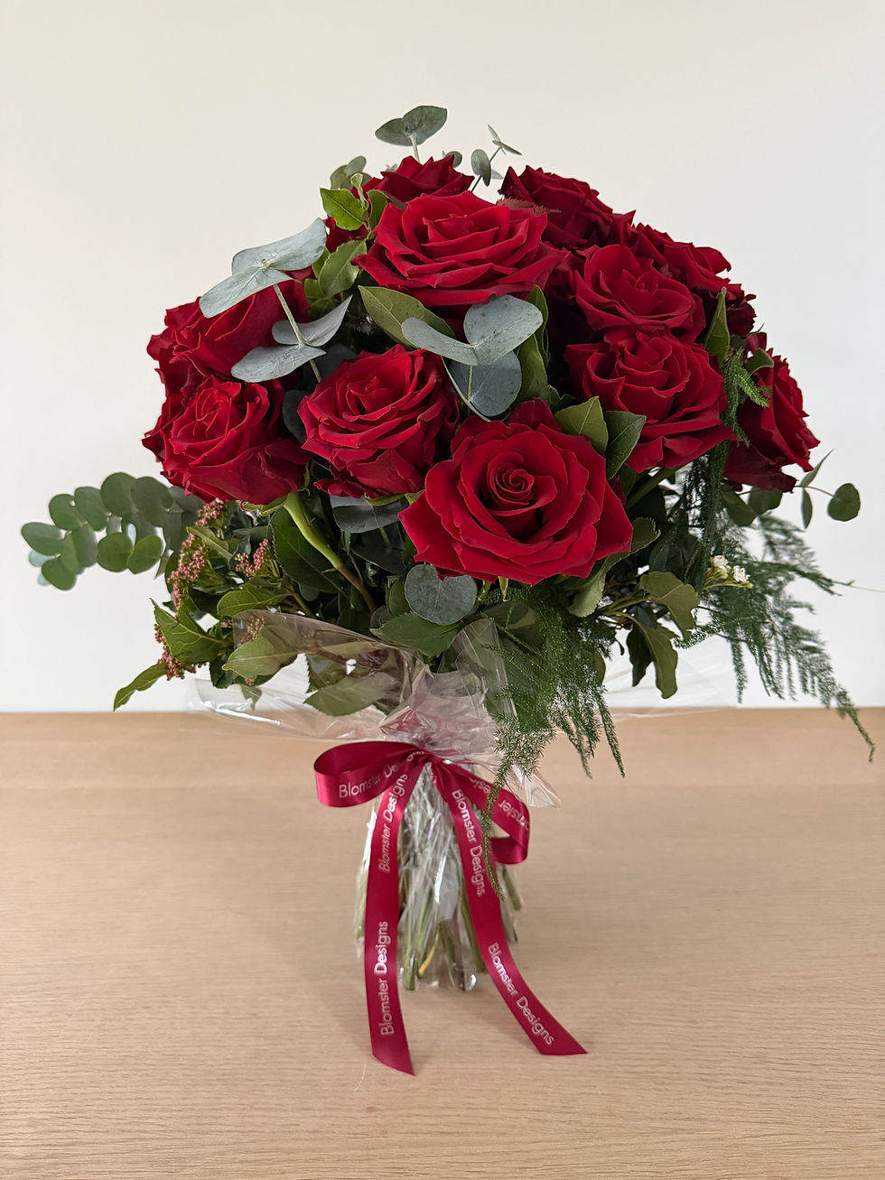 24 Large Velvety Red Roses