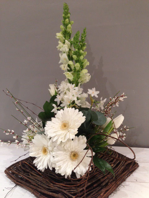 Sympathy floral arrangements 2025