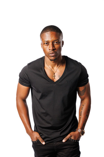 Sr Rapper Image SR V-Neck T-shirt Black | Stefano R.