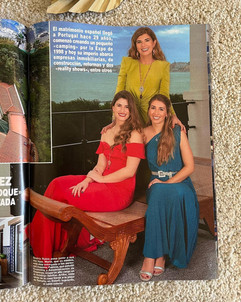 Beatriz Rubio, CEO da RE/MAX vestindo roupa Roselyn Silva para a revista espanhola HOLA