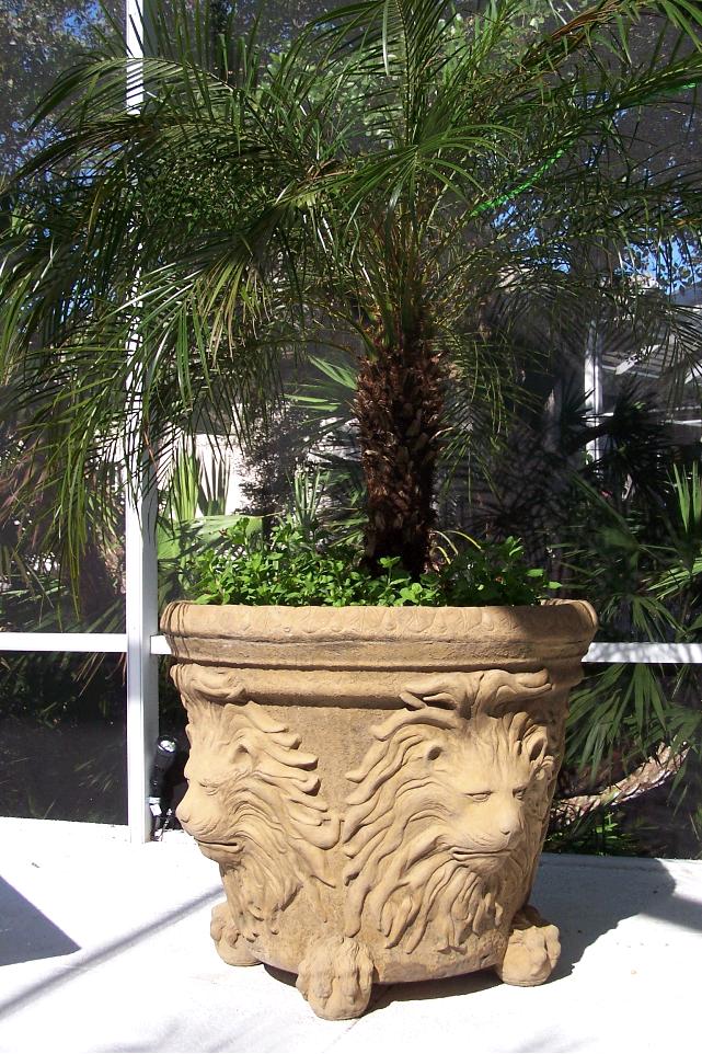 JXC Landscaping Pots / Fountains