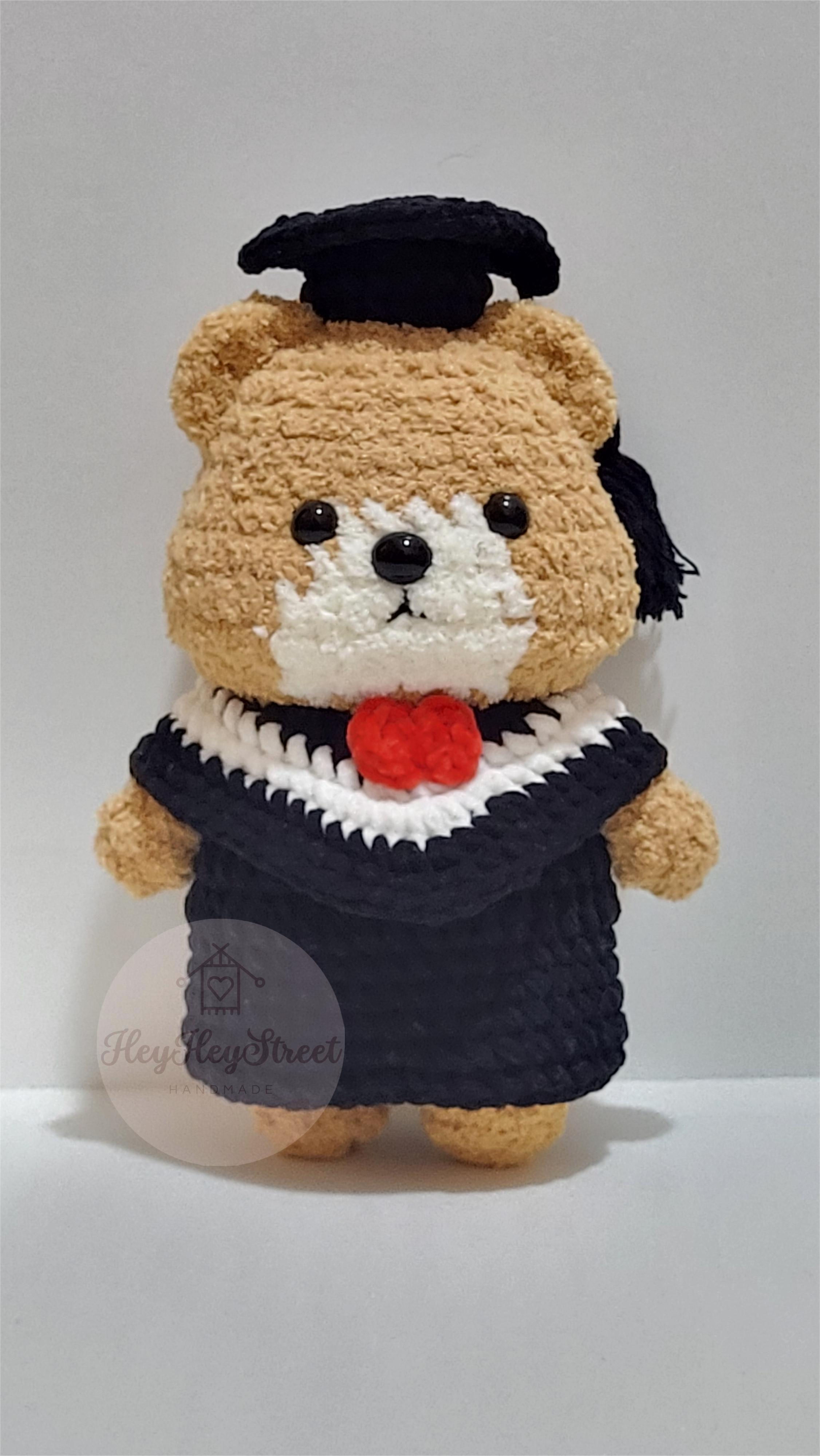 Graduation bear