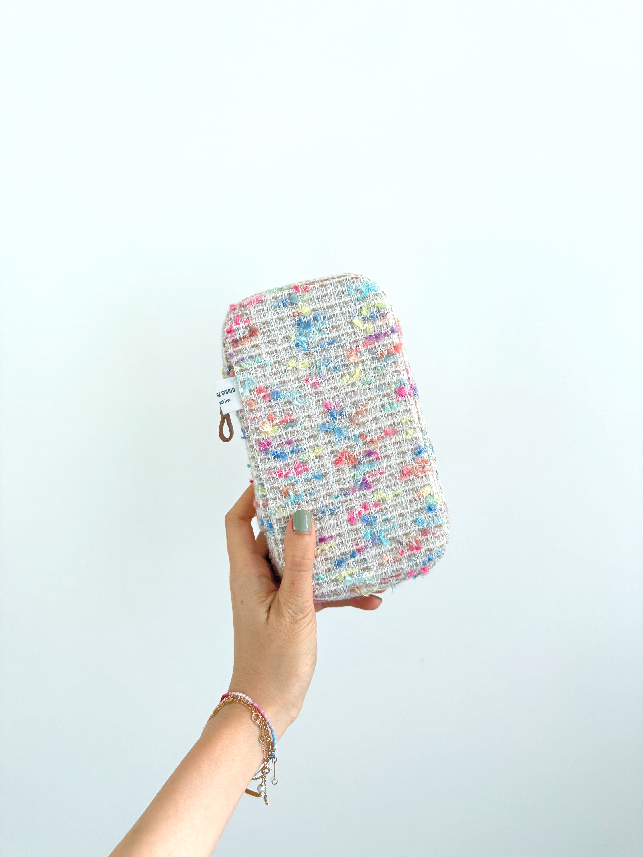 White tweed crochet hook tool case