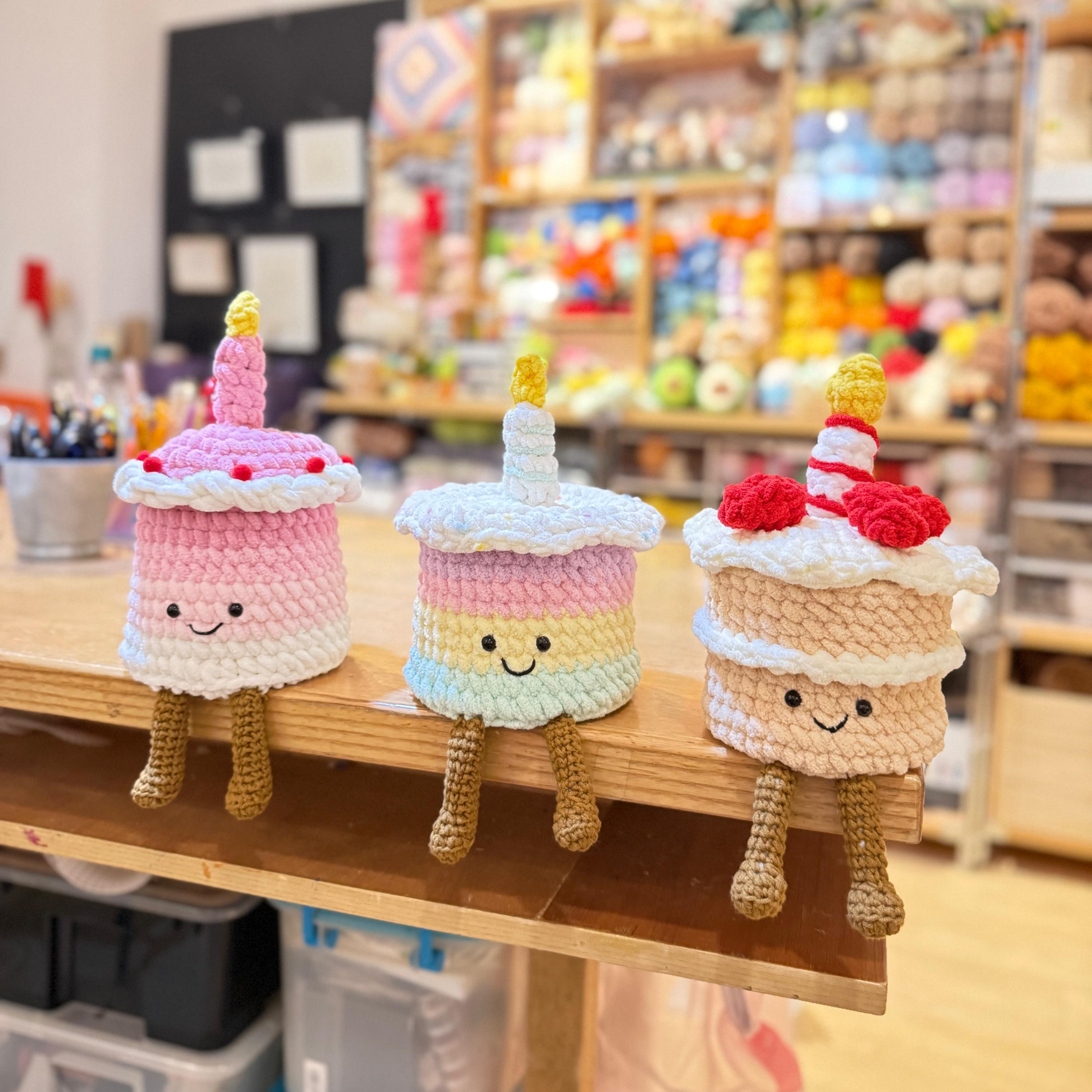 Crochet Cake Box