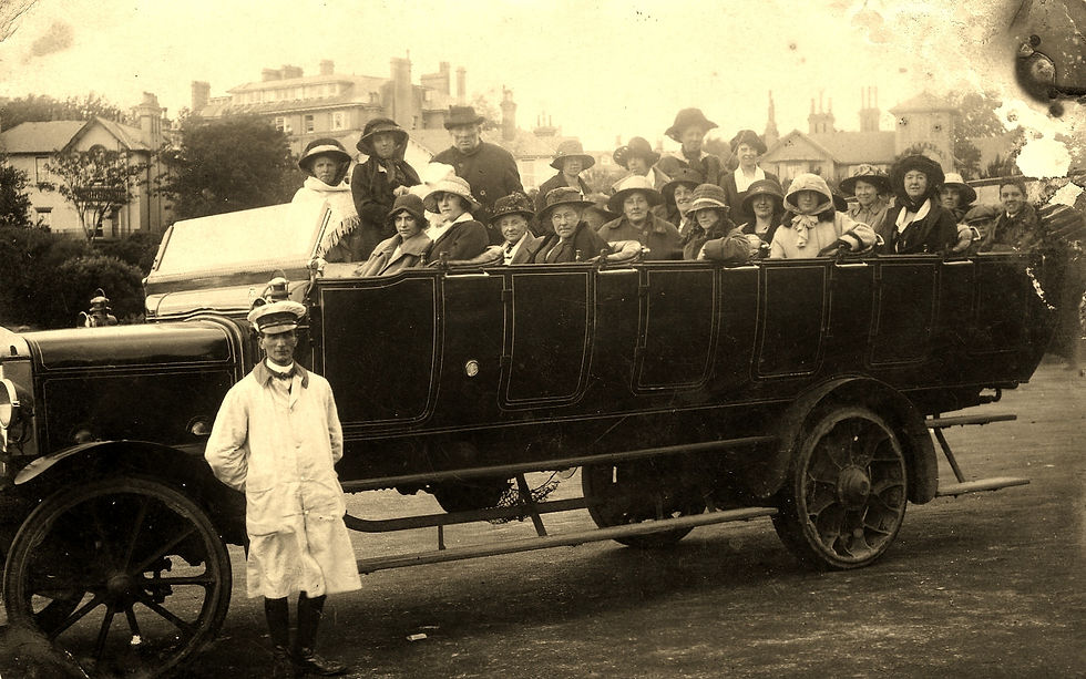 092) Charabanc outing 10th July 1922-Bournemouth.jpg