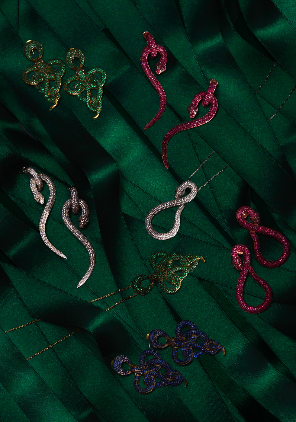 Thumbnail: Viper Snake Drop Earrings Gold Sapphire