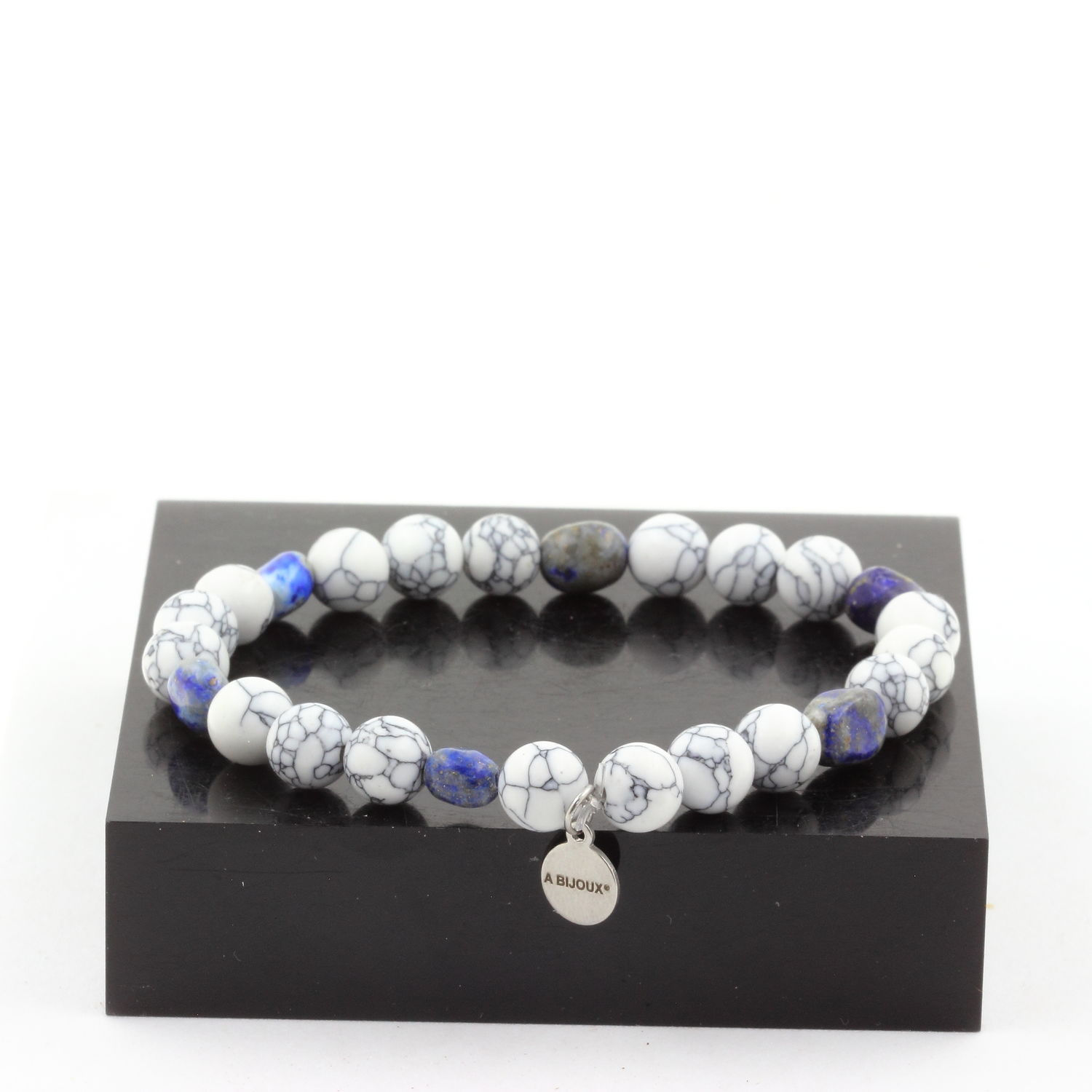 Lapis Lazuli from Pakistan + Howlite 8 mm beads Bracelet. Made in France