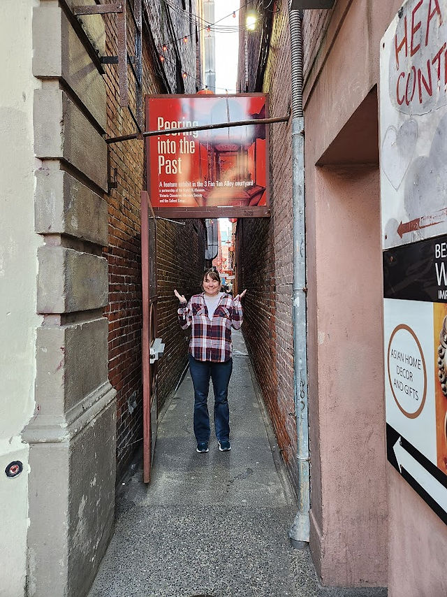 Fan Tan Alley - Chinatown 