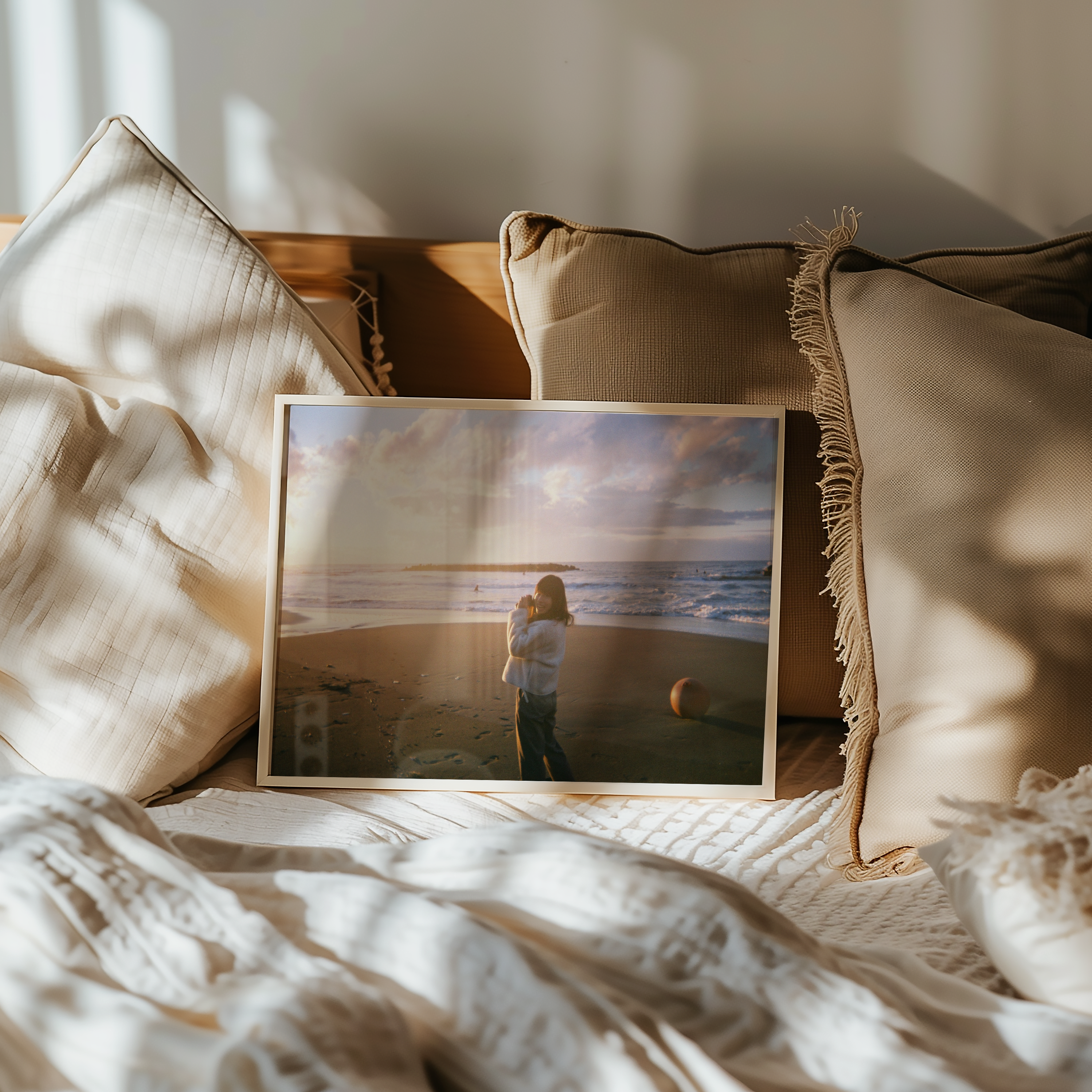 「hello」額装｜栗田 啓嗣