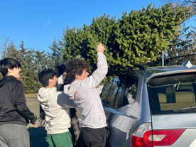 Planet New Canaan Xmas Tree Recycling with SLOBs!