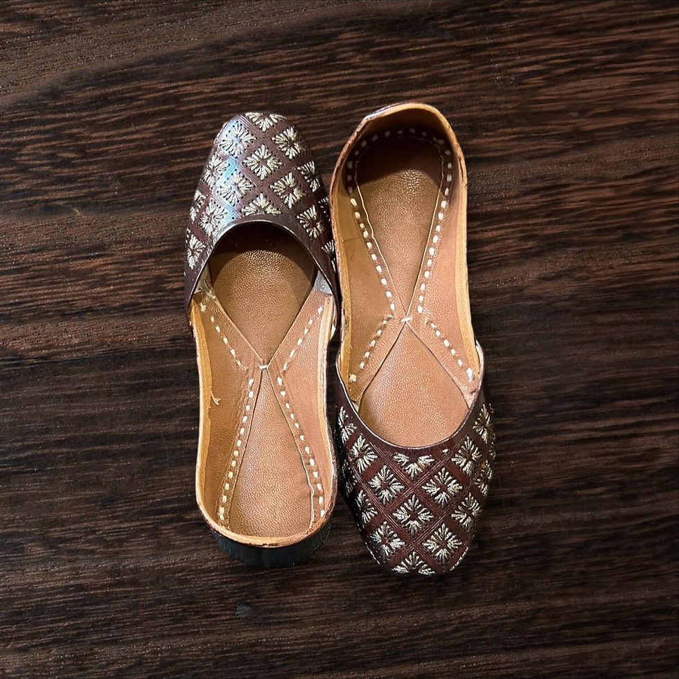 Traditional Handmade  Punjabi Jutti Flat Footwear Flatform Walking Shoes