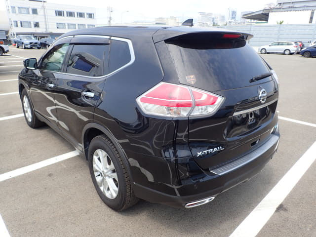 Thumbnail: Nissa Xtrail T32, 5 Seater, Automatic