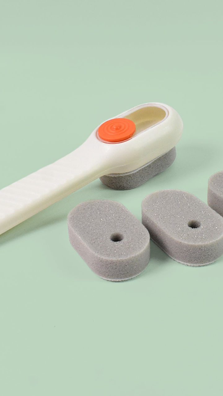 Cleaning Sponge Brush with Soap Dispenser & 4 Refill Heads