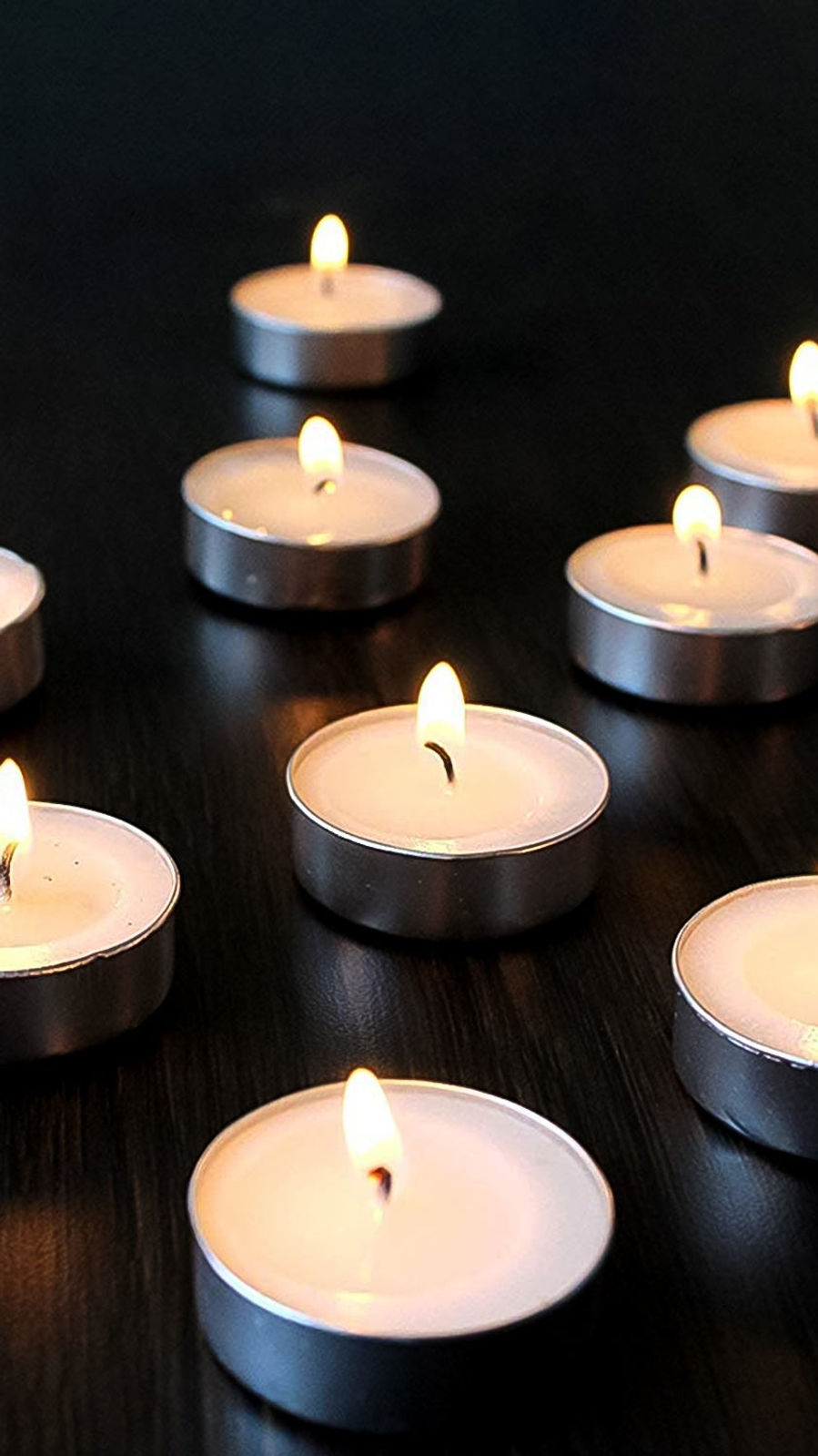 Smokeless Tealight Candles Set (50 Pcs)