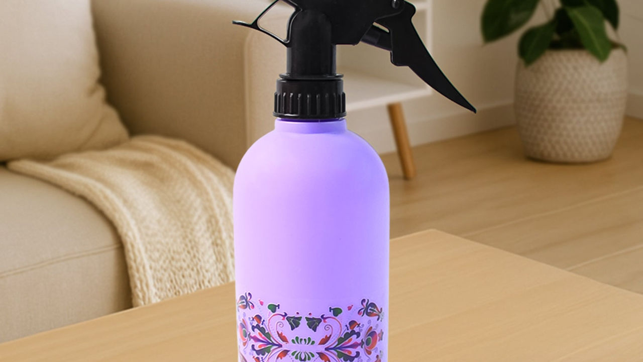 Floral Print Plastic Spray Bottle (500ML)