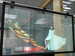 1-52x4m-self-adhesive-transparent-holigr