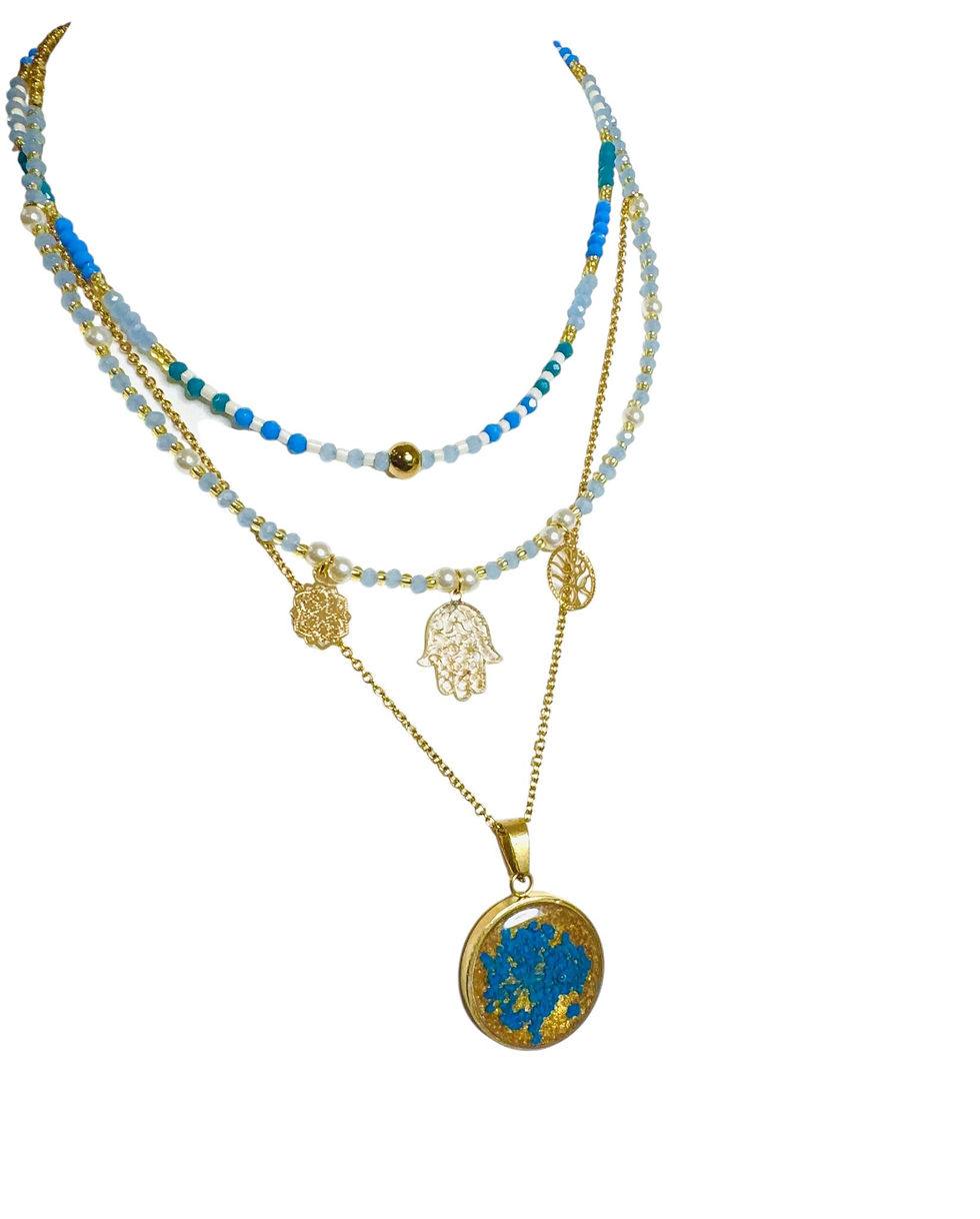 Layered real flowers and small pendants