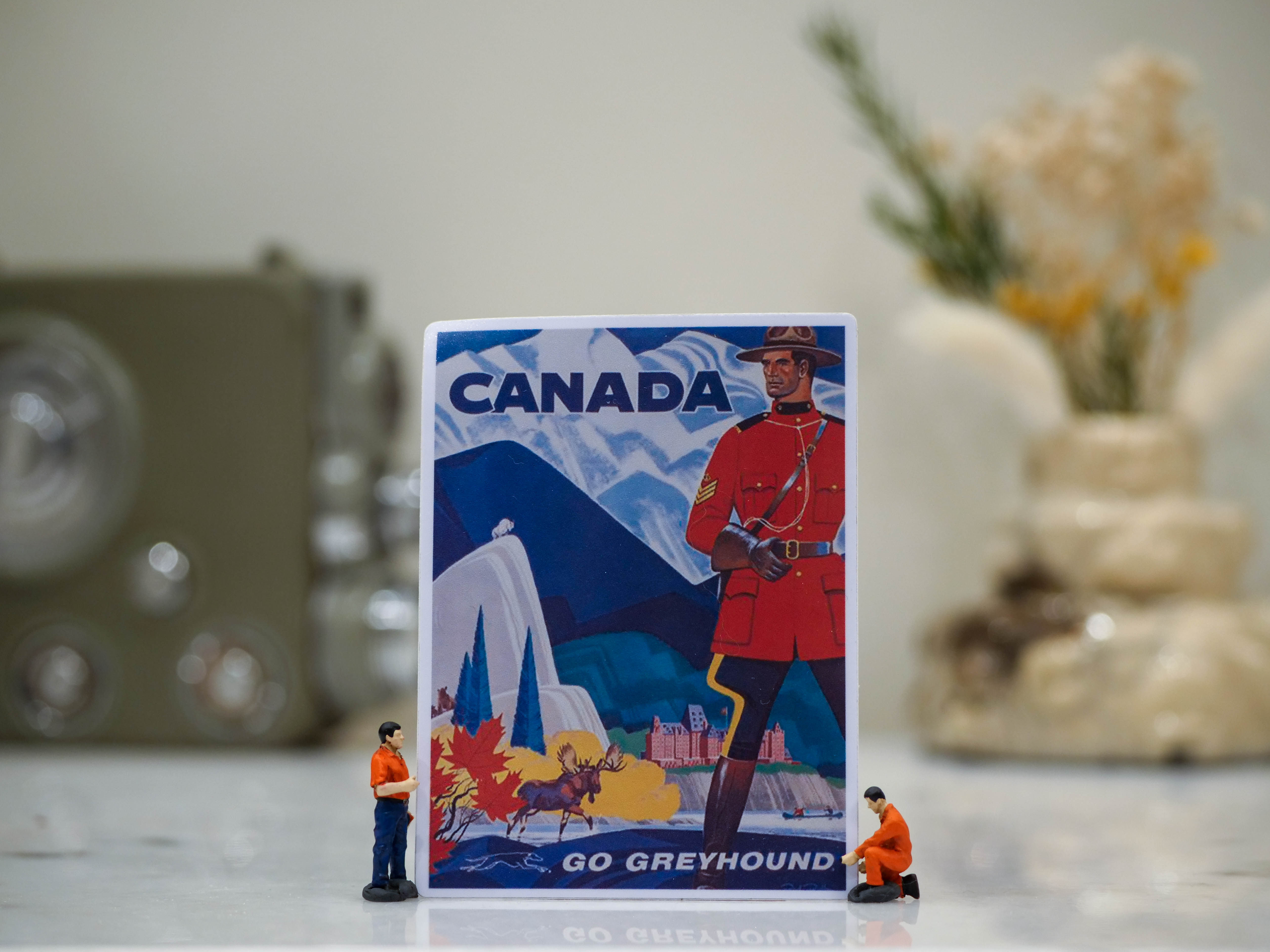 Canada- GO GREYHOUND