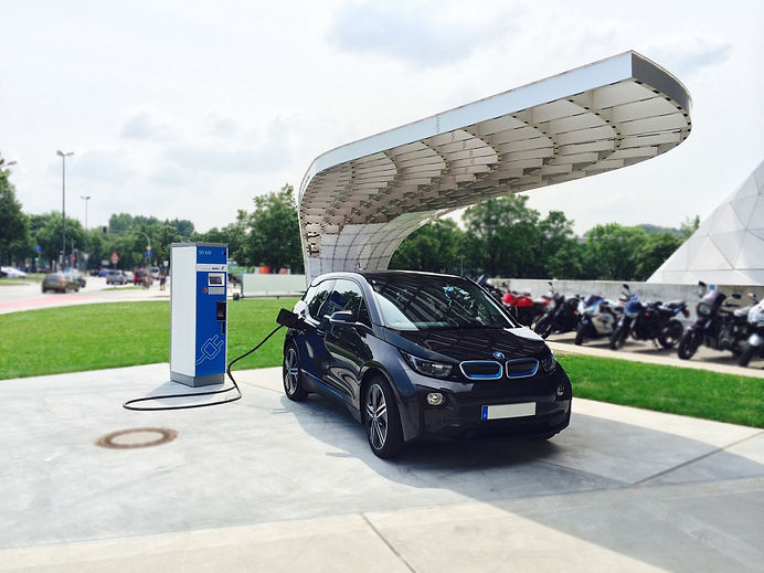 BMW i3, electric car, fast charging station, solar panels