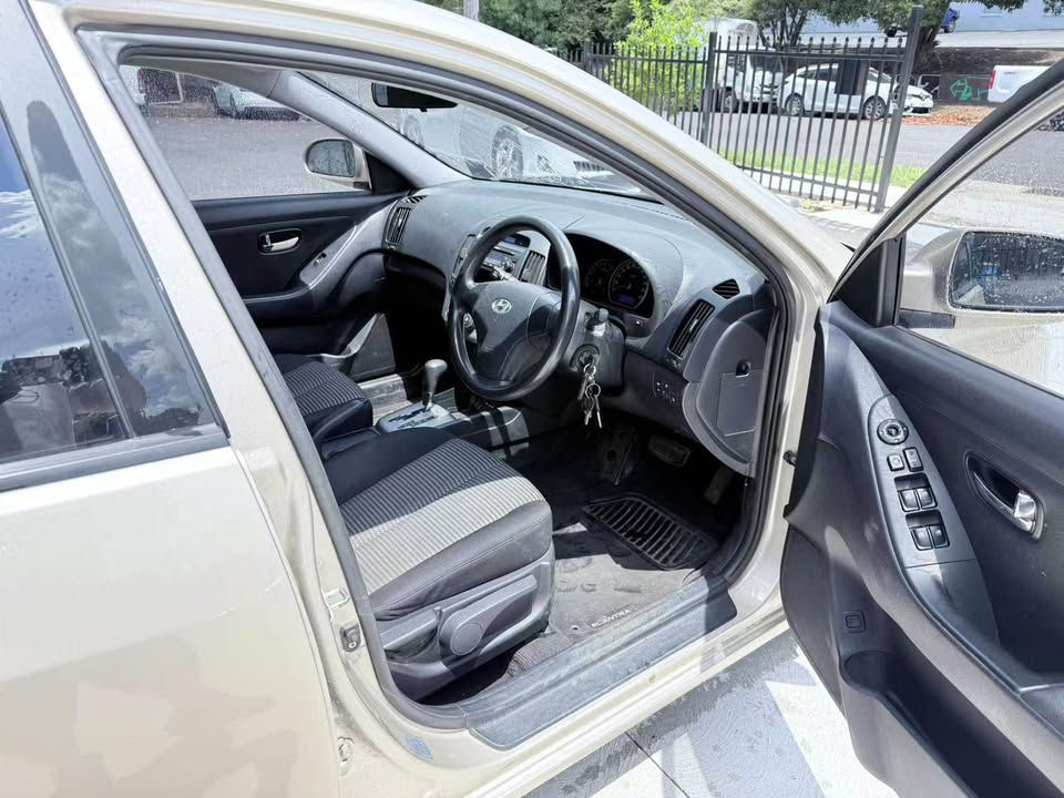 Thumbnail: 2011 Hyundai Elantra