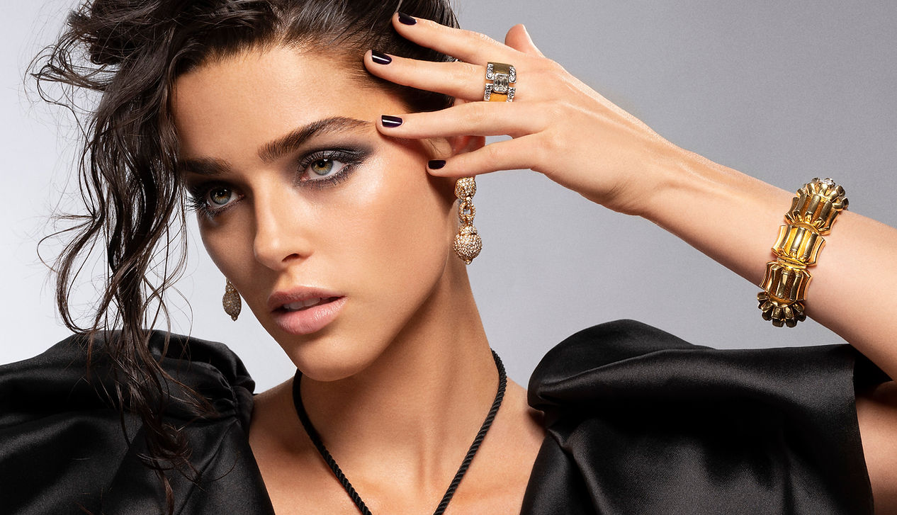 BANNER_LAURENT_BEAUTY_Petit_Echo_SHOT_03_FINAL_MAG_Crop_LARGE.jpg