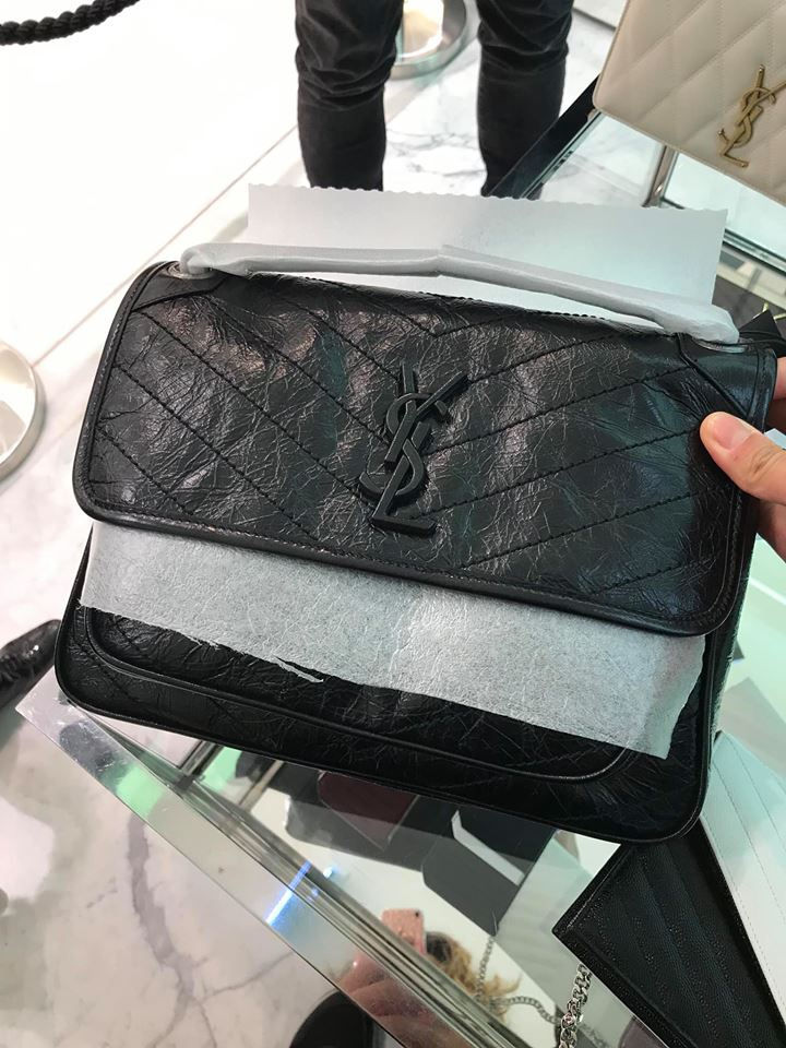 Thumbnail: YSL NIKI Bag in Medium Size