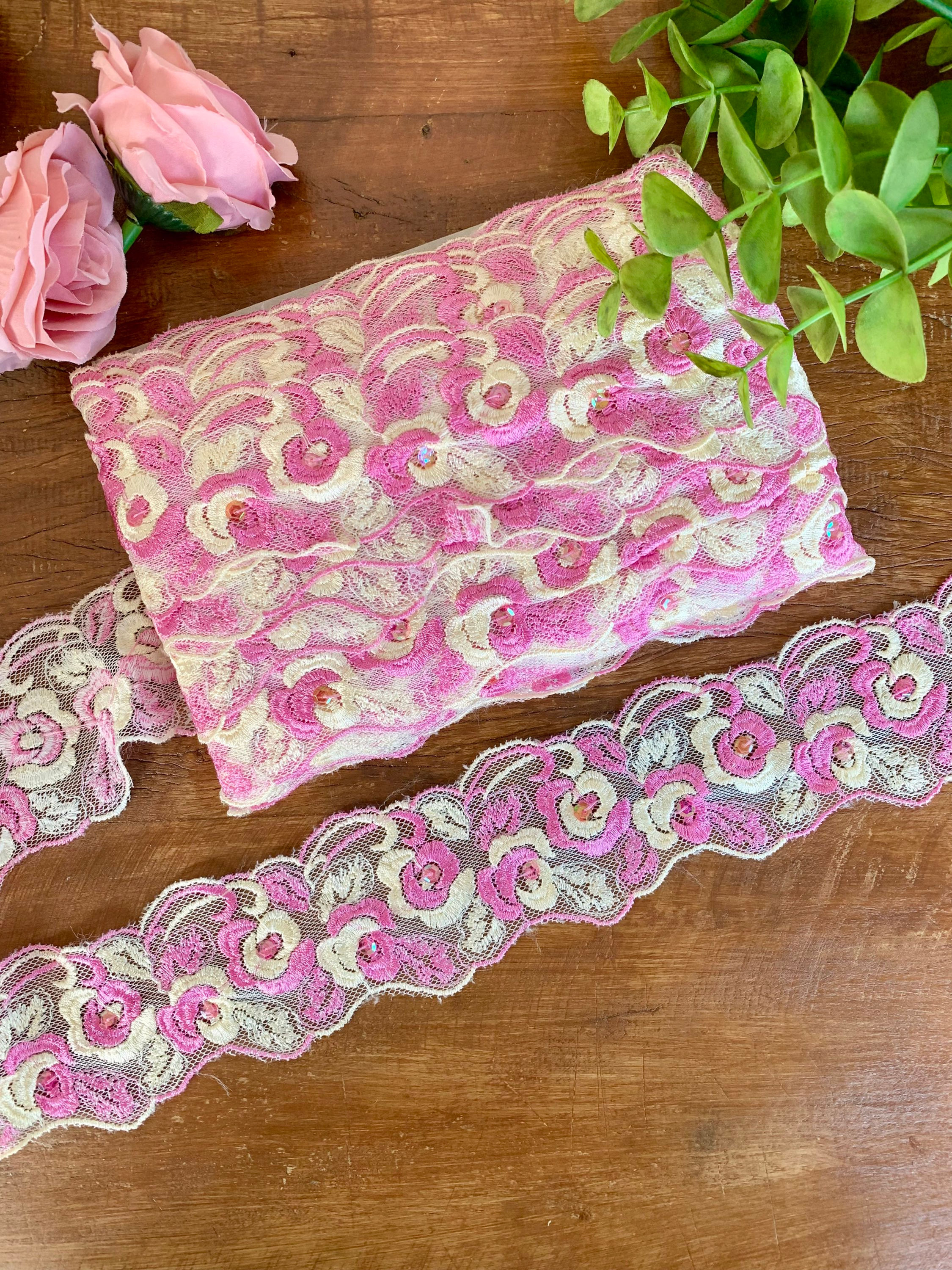 Renda Bordada Flores 