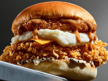 肉汁控快看!韓國超人氣「UpGravy Tower Burger」驚喜來台,炸雞薯泥漢堡堆疊暴擊味蕾!