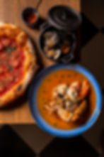 ArteMia Foodtrailer mit Pizza aus dem Holzofen bei Event in der Schweiz