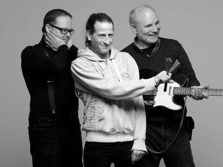 The Juhász-Papesch-Pettik Trio’s first performance abroad