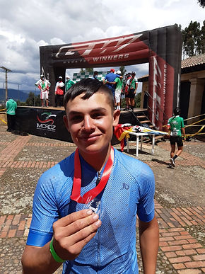 10 medallas para los boyacenses
