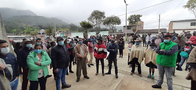 Campesinos impidieron una audiencia de proyectos mineros