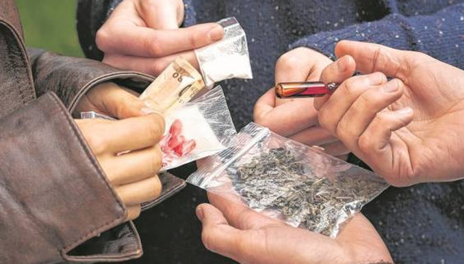 Al investigar un homicidio encontraron expendio de sustancias psicoactivas