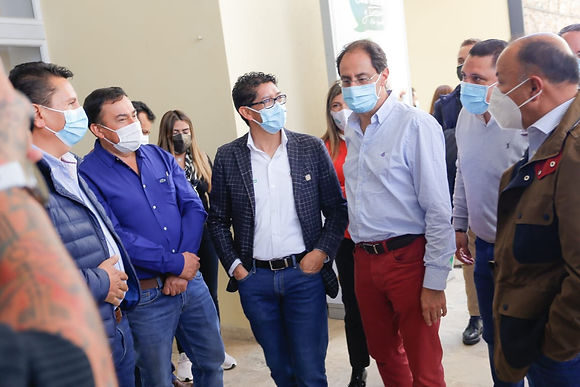 El gobernador solicitó apoyo a los productores, industriales, comerciantes y del sector del turismo