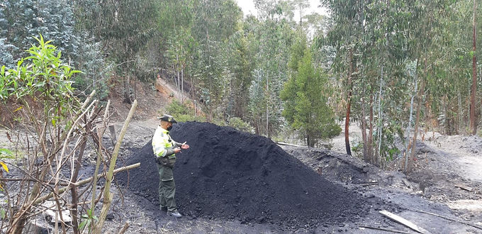 Dos capturados por minería ilegal