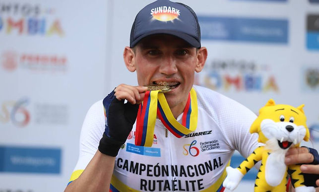 Cala y los nacionales