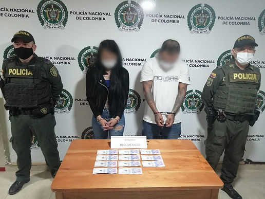 Dos capturados por robar 550 mil pesos de una cuenta bancaria