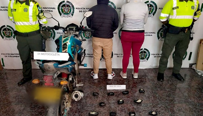Una pareja capturada con 1.400 gramos de base de coca