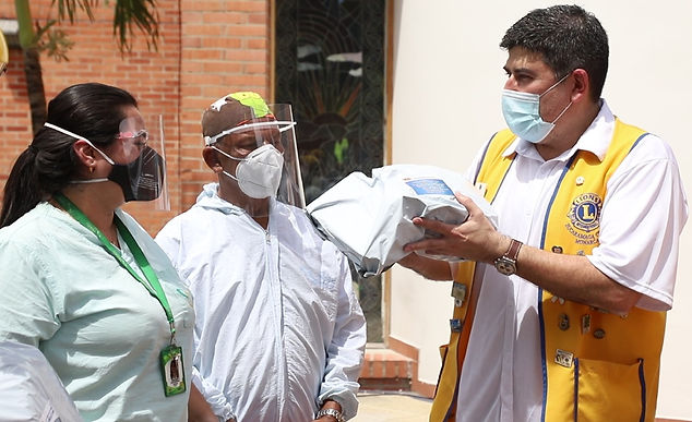 ‘Los leones’ apoyaron al Hospital Regional de Duitama con kits para los médicos