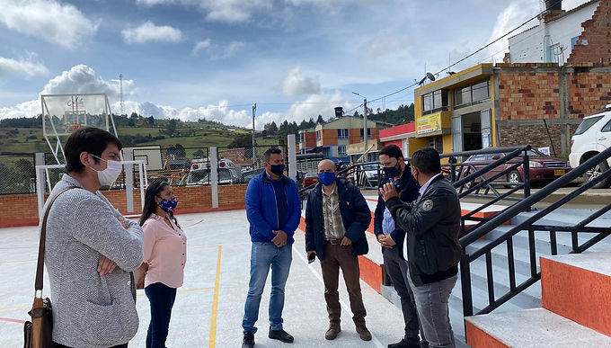 140 mil millones para escenarios en pequeños municipios