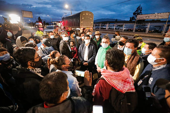 Gobernador se viene reuniendo con los manifestantes