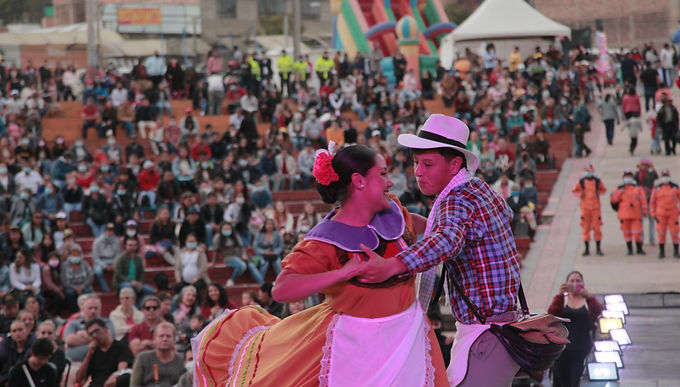 Éxito total en la Ruana y el Pañolón