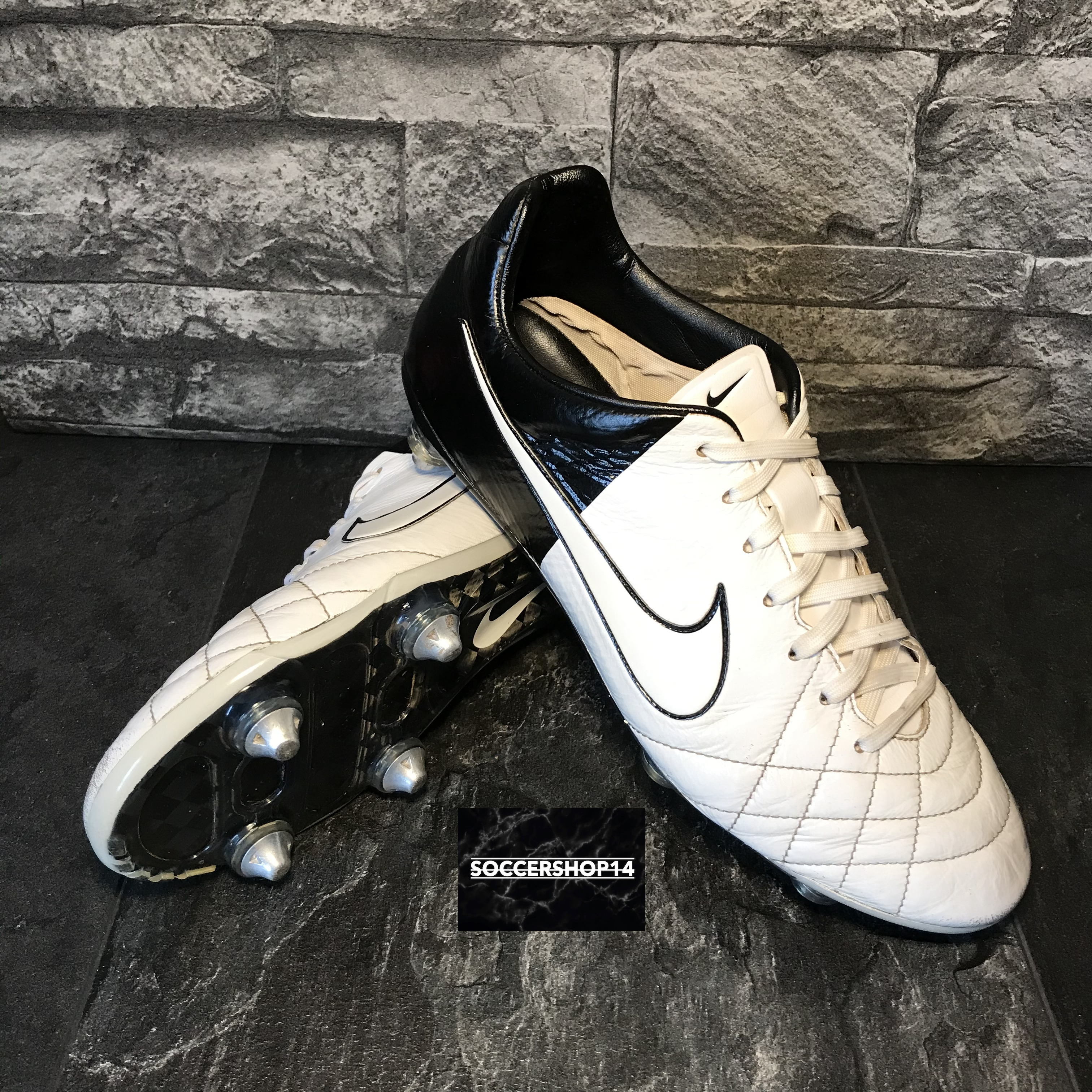 Nike Tiempo Legend IV SG black/white 453956-106