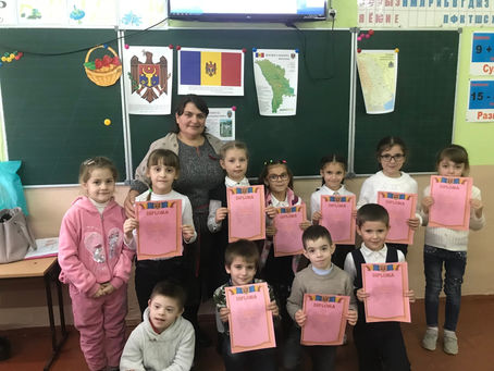 Есир Д. П. провела внеклассное мероприятие на тему "30 de Ani de Independenţă". 