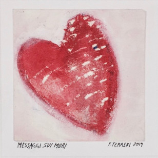 Messaggi sui muri, cuore rosso