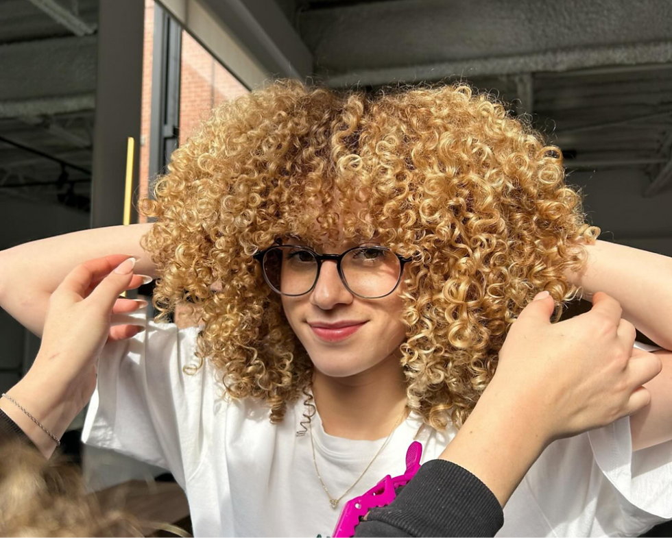 Exclusive Course: Curly Hair Cutting and Care Techniques (1)