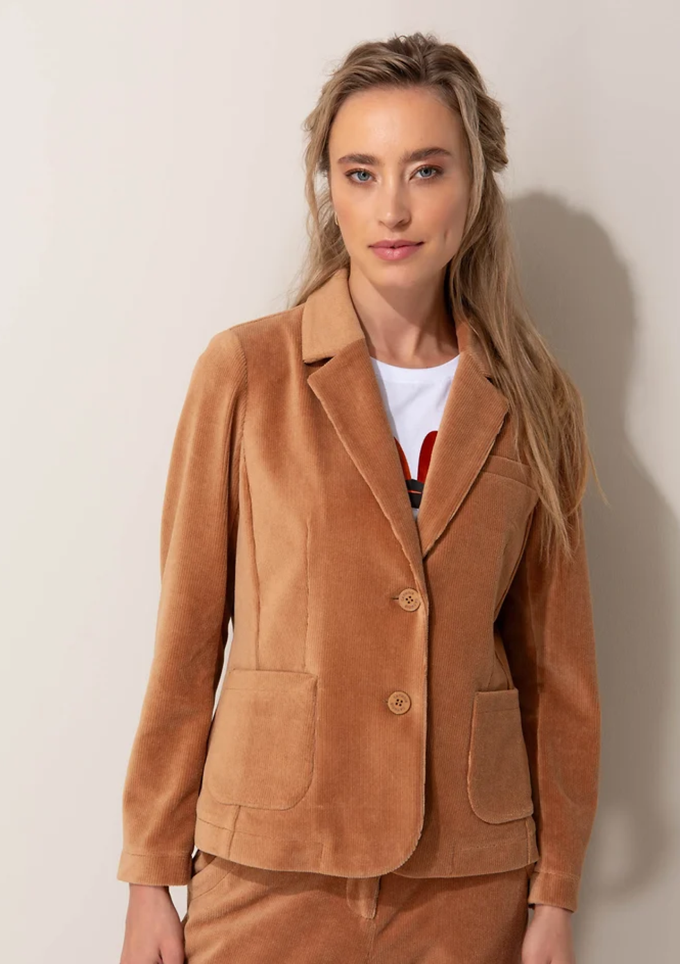 Cordblazer in Camel