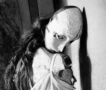 Hans Bellmer - Die Puppe (1962)_edited.j