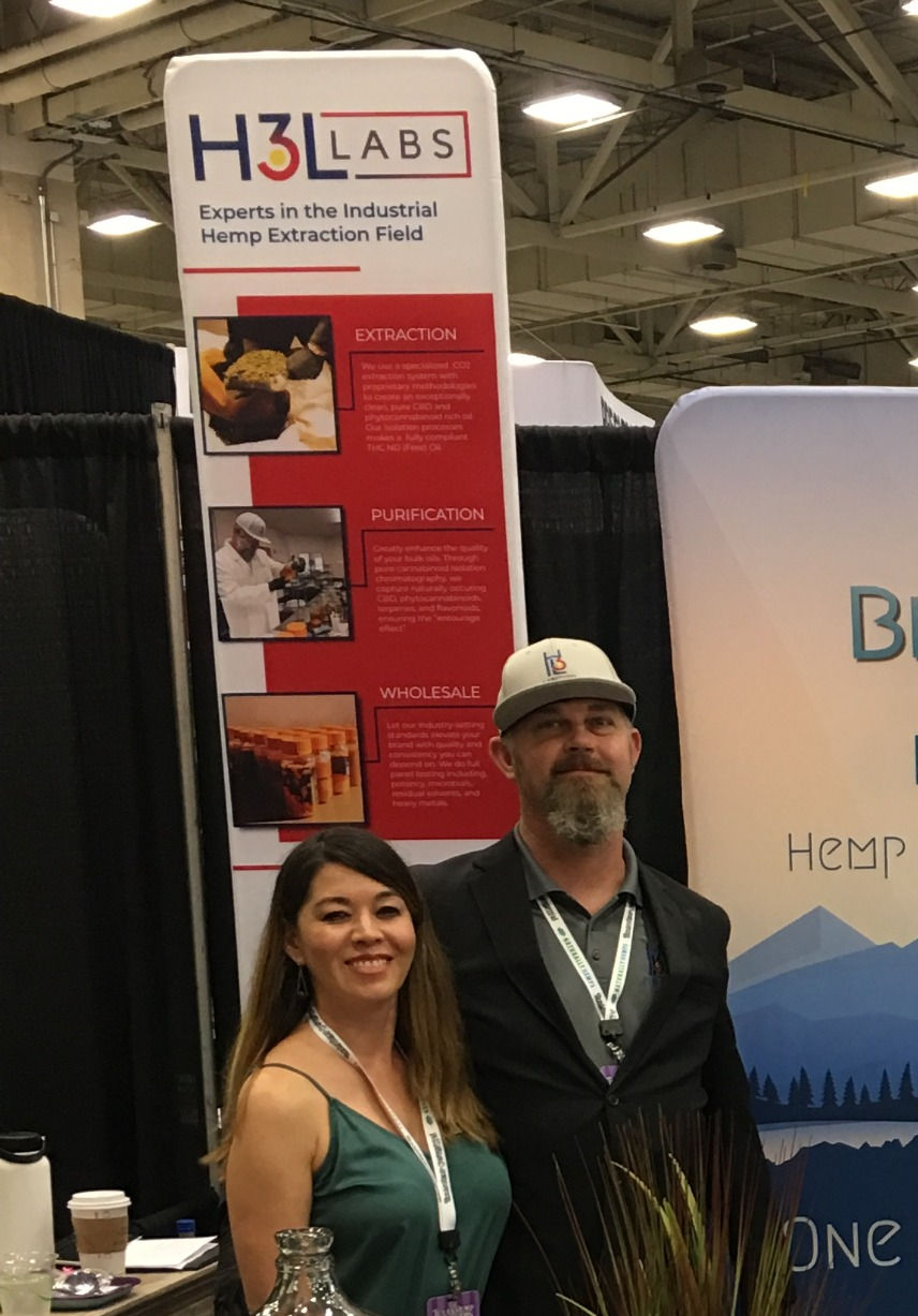 H3L Labs banner at hemp show