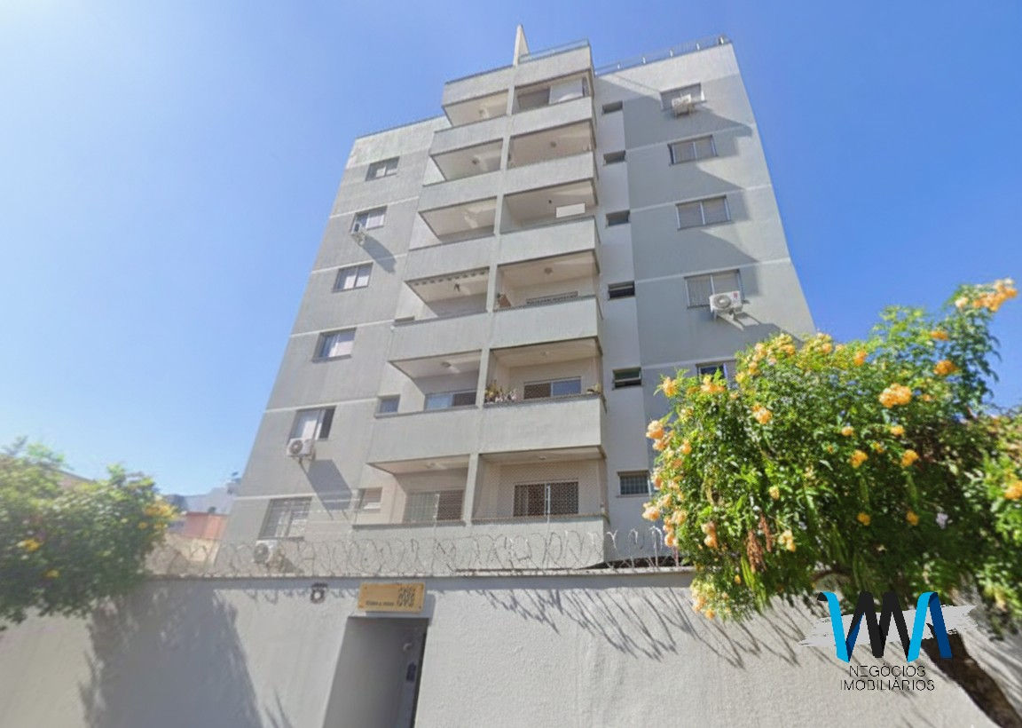 Apartamento Quinto Andar, 3 Quartos sendo 1 suíte, Sacada, 2 Vagas, Elevador.